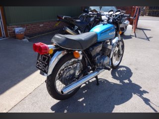 /photos/9738/03051e34-8547-94c8-2ffe-90f8913c1ba8_i320x240.jpg
