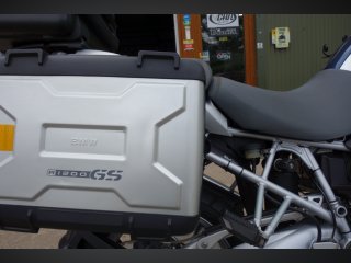 /photos/9738/1f1eb8f5-e239-e3c2-95c7-bff06816212f_i320x240.jpg