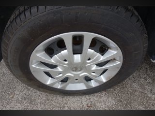 /photos/9738/379c88dd-d295-c319-f937-0582d80c2b51_i320x240.jpg