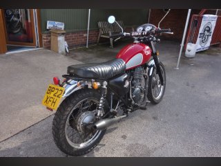 /photos/9738/7194430c-9f91-e660-1248-3ec73b88ec51_i320x240.jpg