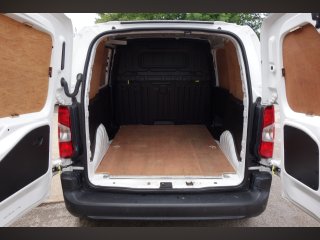 /photos/9738/75380d2b-5d64-3c8c-9597-675c19e7e719_i320x240.jpg