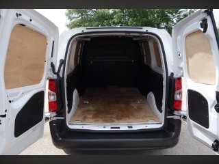 /photos/9738/7b2934e6-78f6-e989-95af-e0d01200f36a_i320x240.jpg