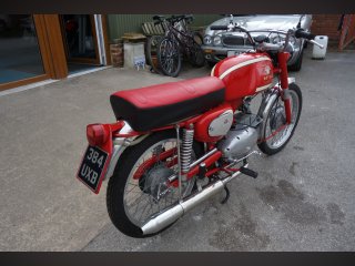 /photos/9738/8374c8ea-4b28-3a2d-5804-b7d1f194ead0_i320x240.jpg