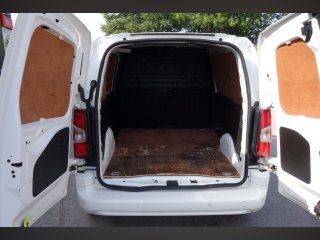 /photos/9738/8da896d7-1ec6-c8c4-c847-a6f03a5f4e97_i320x240.jpg