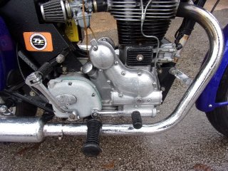 /photos/9738/997df86f-700e-8005-1a01-edf844c64e04_i320x240.jpg