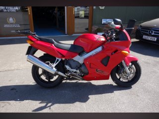 /photos/9738/b65aa109-3df6-3d1a-68e5-0c82e602e681_i320x240.jpg