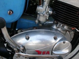 /photos/9738/car_id_308_10_i320x240.jpg