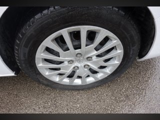 /photos/9738/d25270ba-6ca2-253a-66ef-06aca677f83c_i320x240.jpg