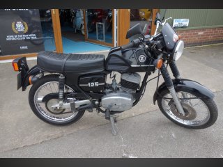/photos/9738/df66d906-26e0-39d4-0078-86801c95f4aa_i320x240.jpg