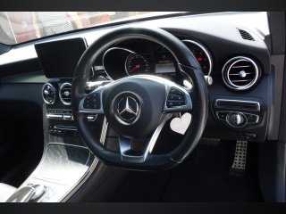 /photos/9738/e9739983-f4b0-0c49-c760-7e935cd62ea3_i320x240.jpg