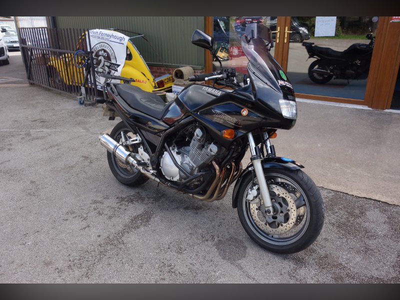 2001 Yamaha XJ 900 Diversion