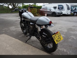 /photos/9738/fb4710da-99a1-3e13-a49c-1f02c9179e35_i320x240.jpg
